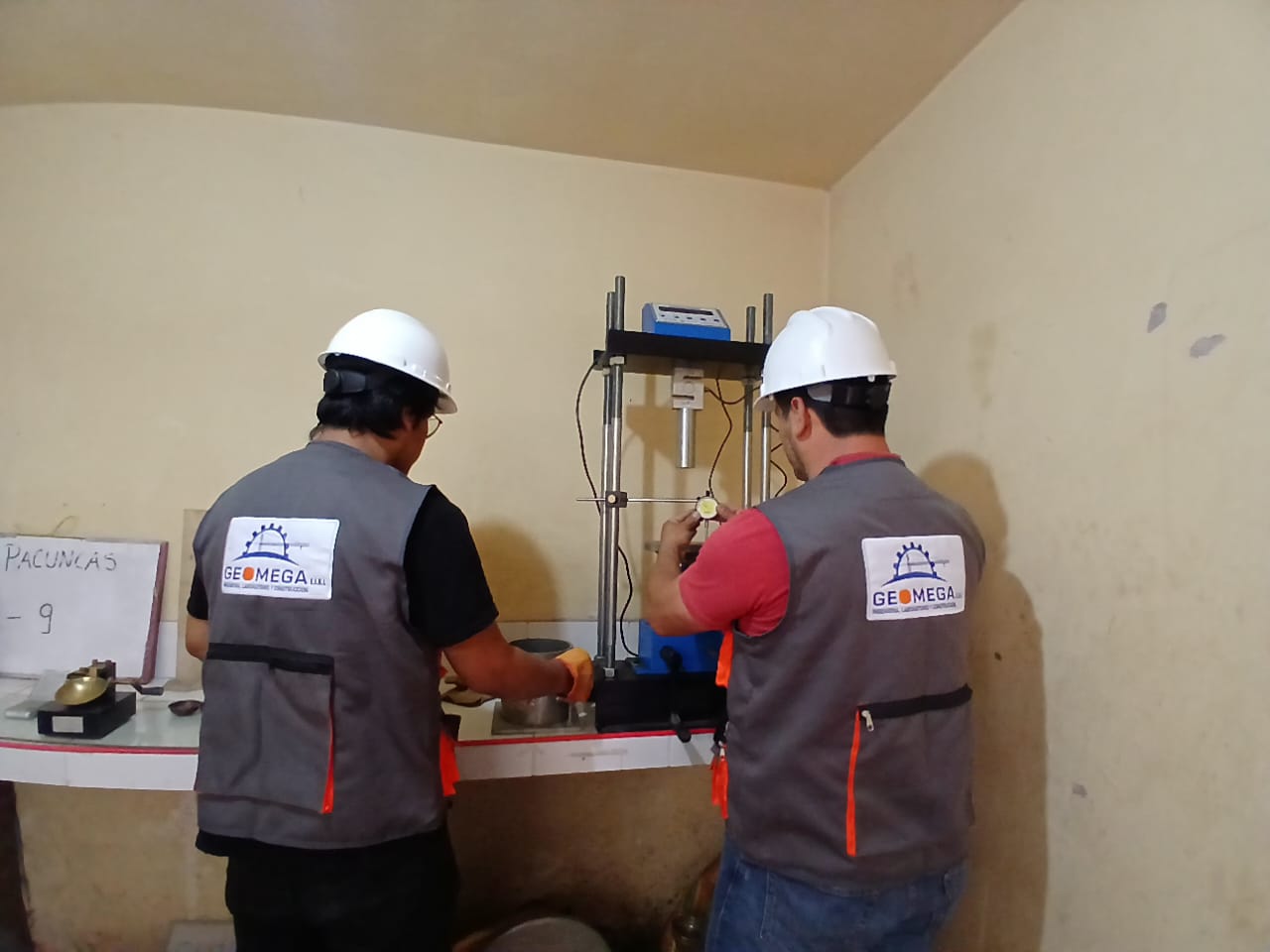 Laboratorio Geotécnico